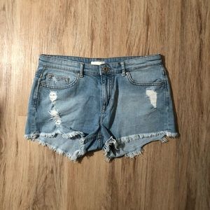 H&M jean shorts! Barely worn!